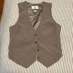 NWOT Aritzia Babaton vest